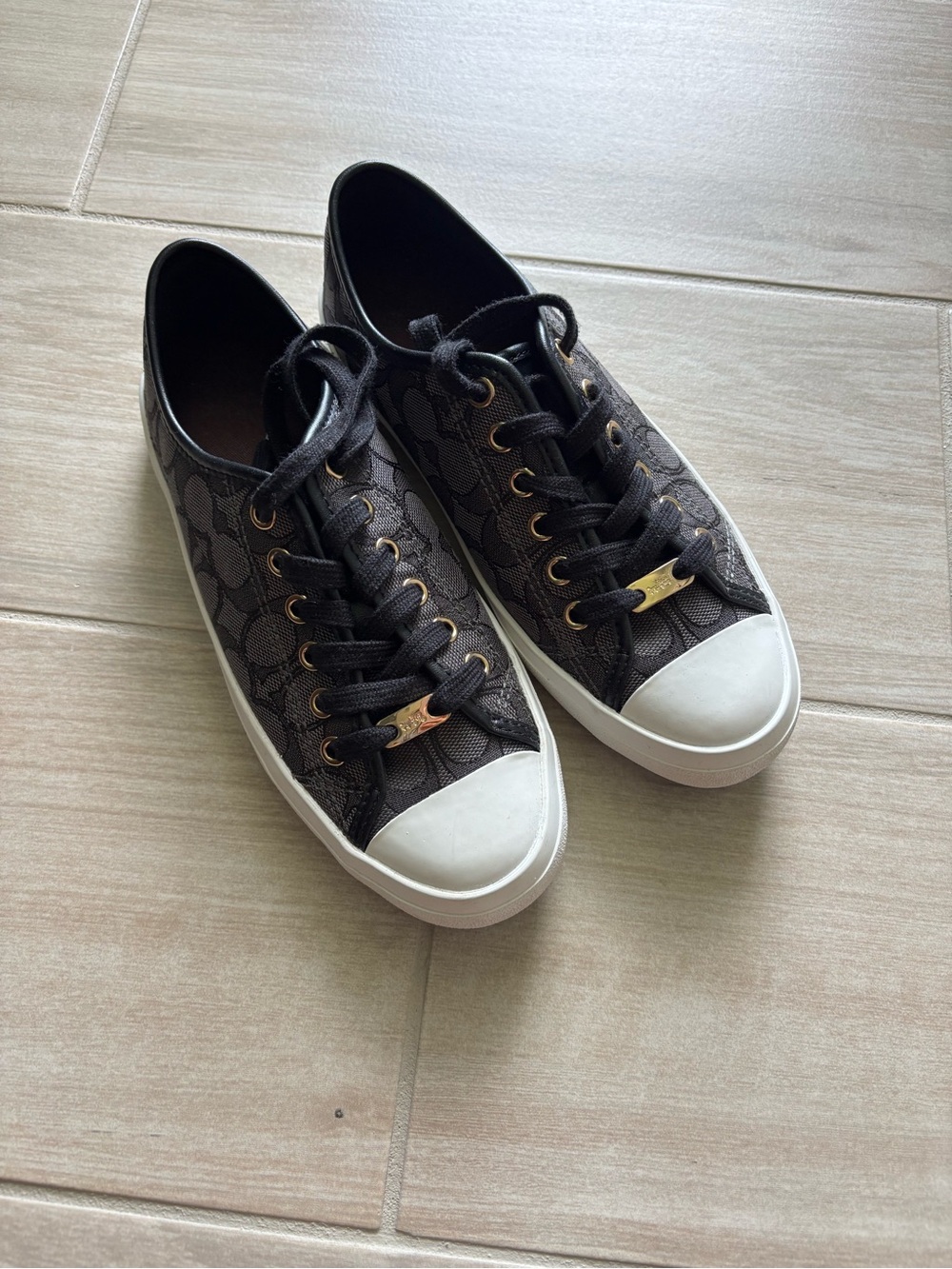 Coach Women’s 6.5 Black Fashion Sneakers